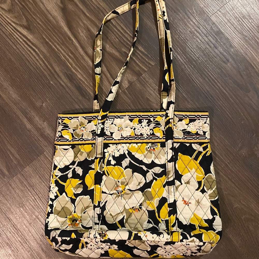 Vera Bradley Tote/ shoulder Bag Bundle - Picture 8 of 10